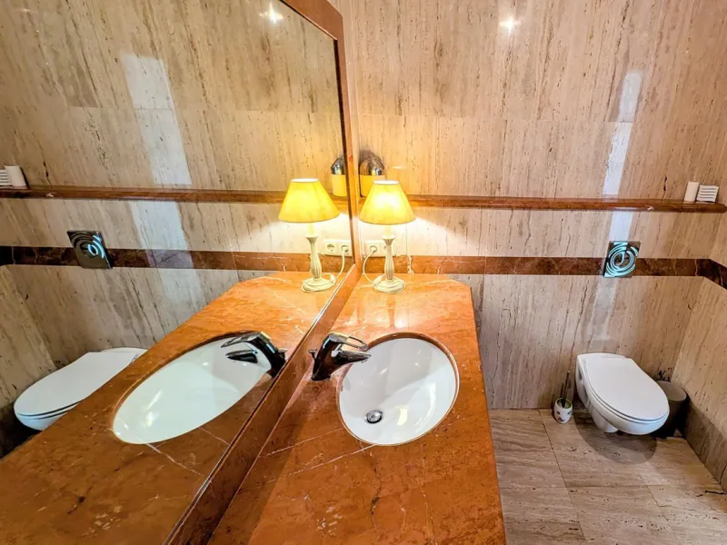 Altos de Almendros – Exclusive Ground-Floor Apartment with Spacious Private Garden and Sea View