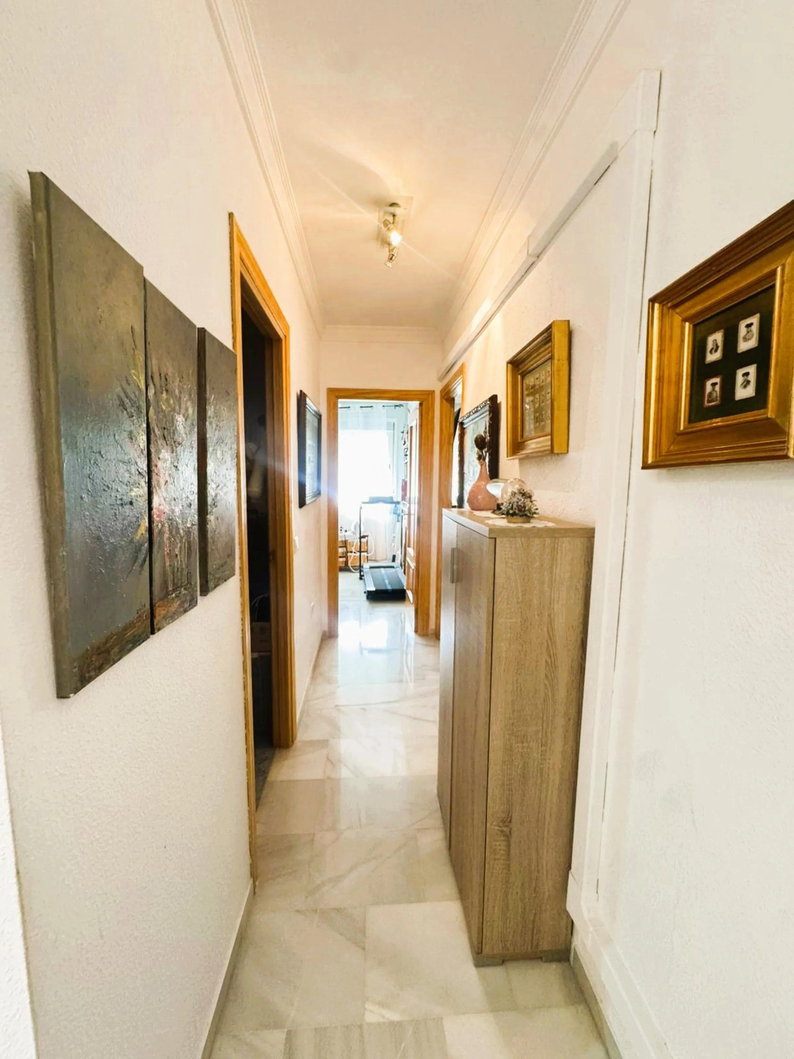 ???? Flat in Las Lagunas – 3 Bedrooms with Garage and Storage Room