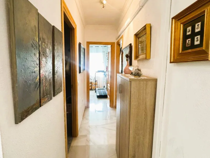 ???? Flat in Las Lagunas – 3 Bedrooms with Garage and Storage Room