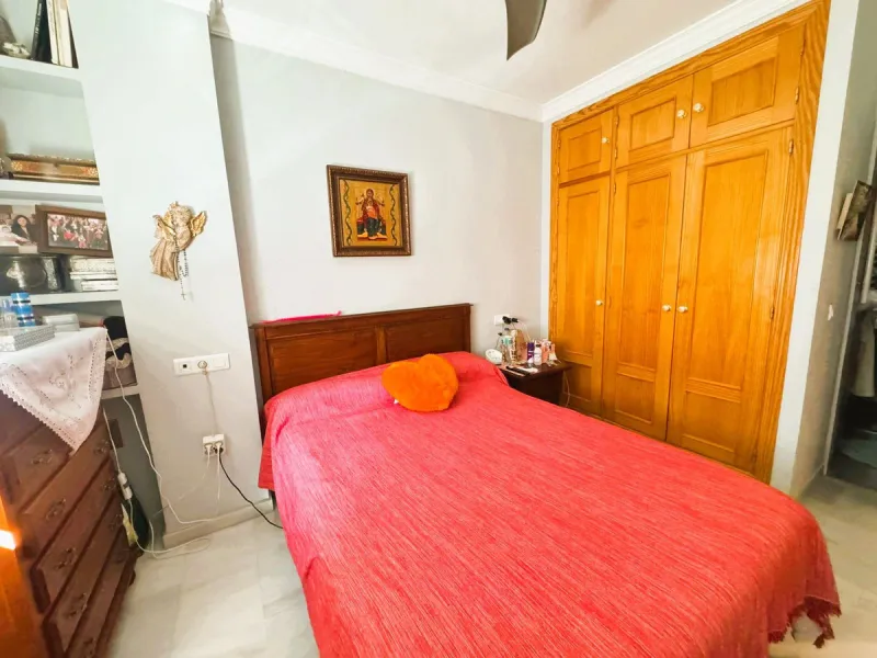 ???? Flat in Las Lagunas – 3 Bedrooms with Garage and Storage Room