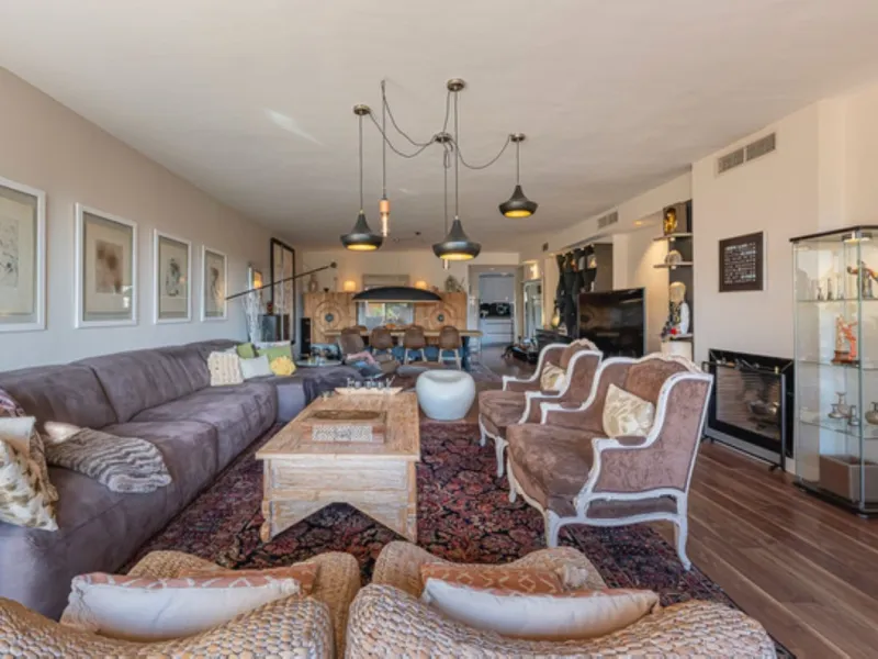 STUNNING PENTHOUSE WITH LARGE TERRACE NEXT TO THE GOLF COURSE