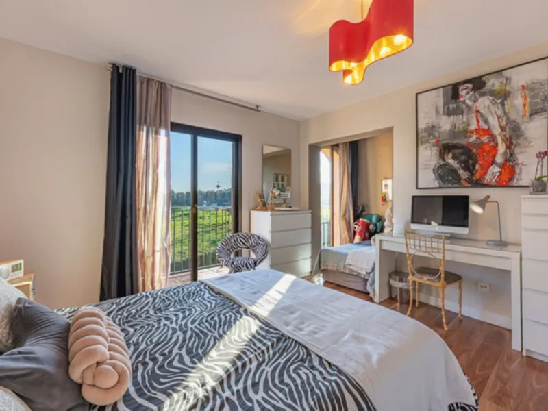 STUNNING PENTHOUSE WITH LARGE TERRACE NEXT TO THE GOLF COURSE