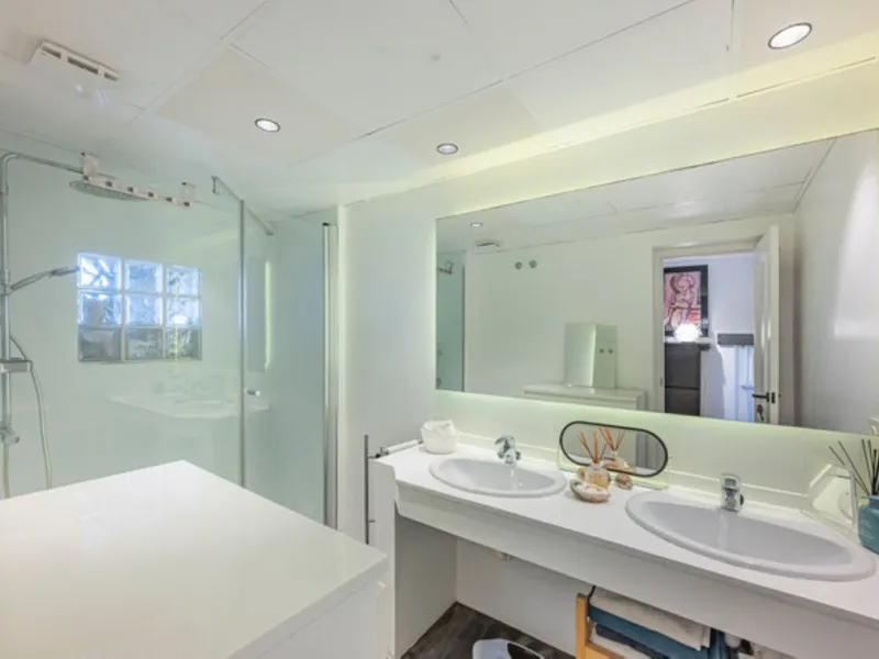 STUNNING PENTHOUSE WITH LARGE TERRACE NEXT TO THE GOLF COURSE