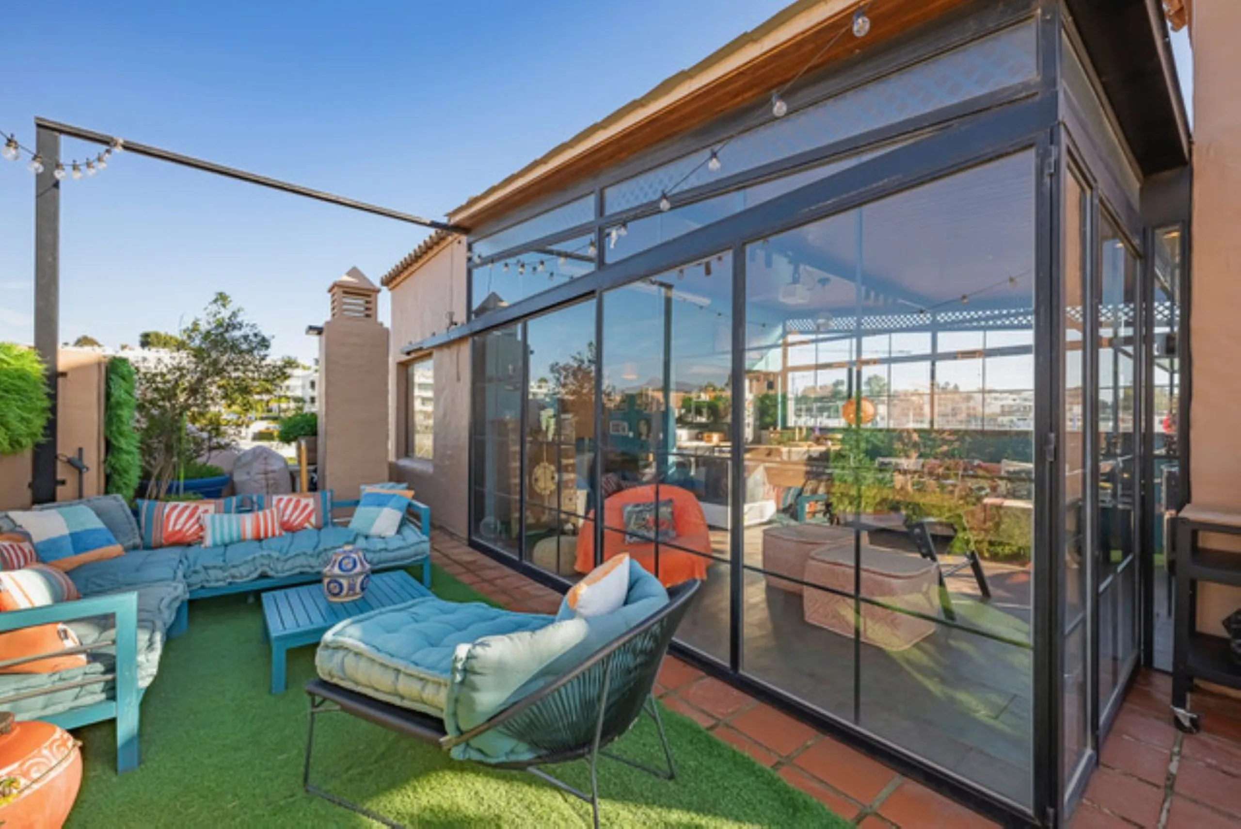 STUNNING PENTHOUSE WITH LARGE TERRACE NEXT TO THE GOLF COURSE