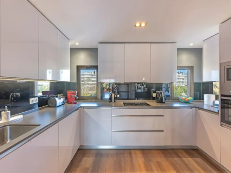 STUNNING PENTHOUSE WITH LARGE TERRACE NEXT TO THE GOLF COURSE