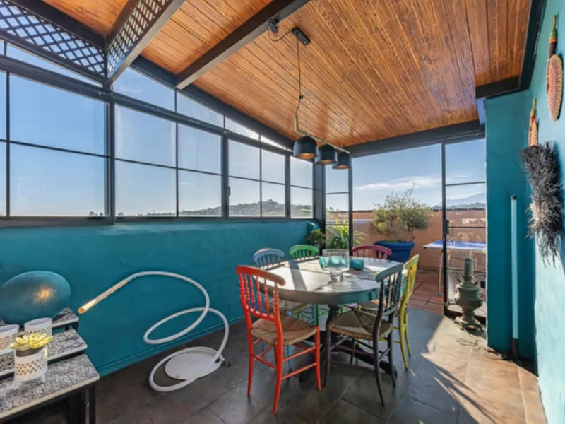 STUNNING PENTHOUSE WITH LARGE TERRACE NEXT TO THE GOLF COURSE