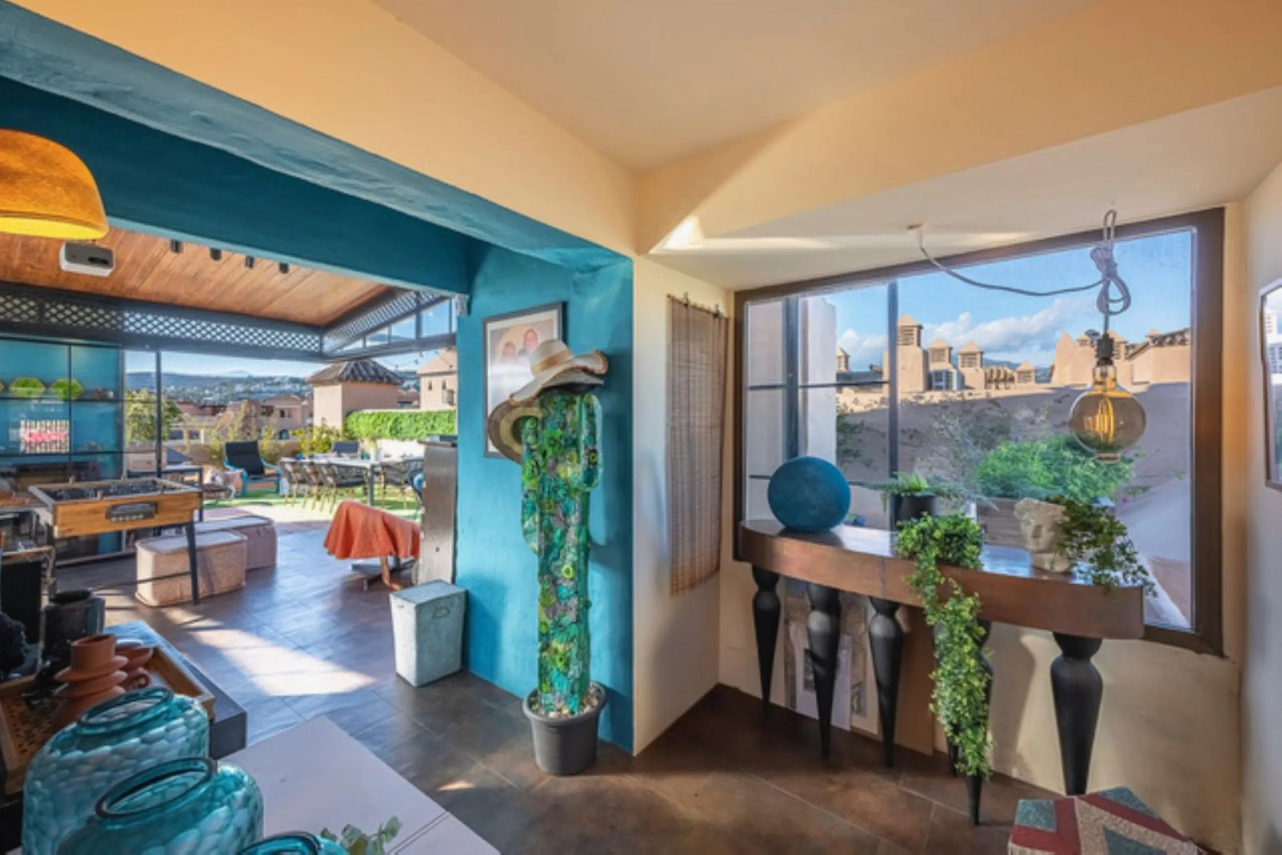 STUNNING PENTHOUSE WITH LARGE TERRACE NEXT TO THE GOLF COURSE