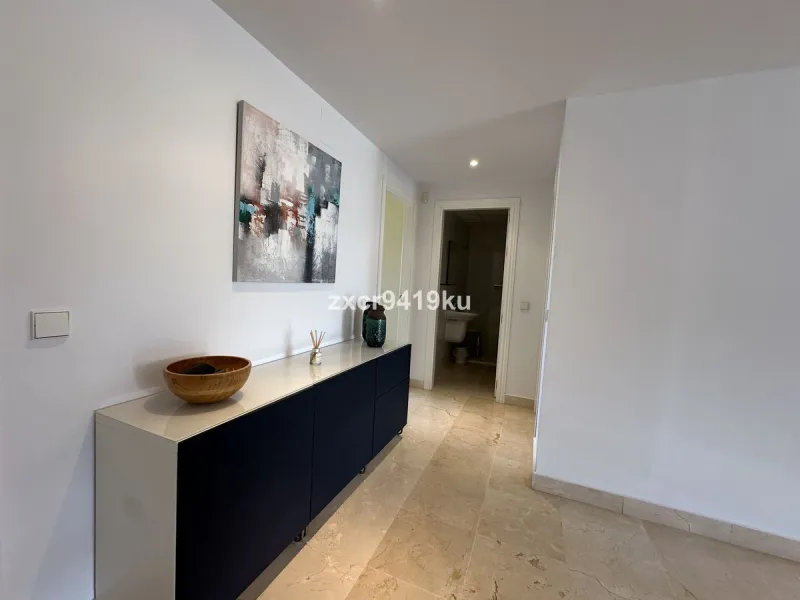 Apartment - Middle Floor Apartment в продаже в Mijas, Málaga. В доме 2 спален и 2 ванных комнат. Площадь дома 122 м²