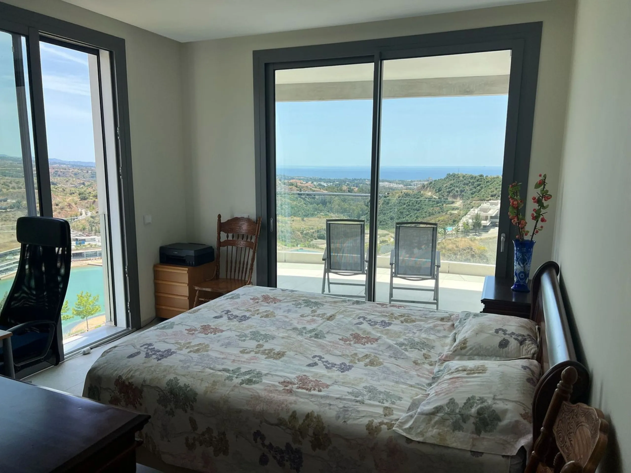 Sensational 3 bedroom corner apartment in Real de la Quinta Quercus Phase