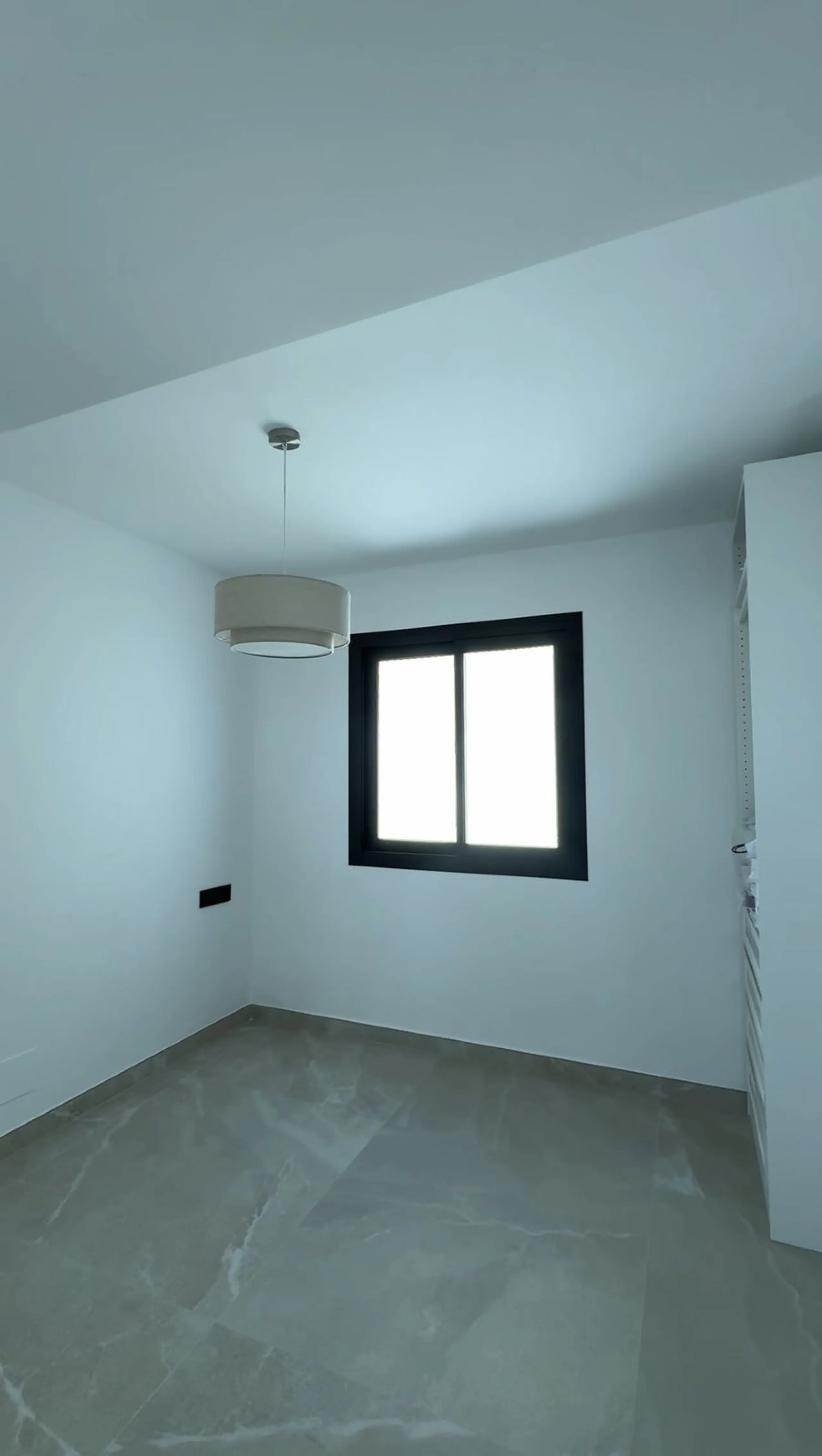 Apartment - Penthouse в продаже в Marbella, Málaga. В доме 3 спален и 3 ванных комнат. Площадь дома 122 м²