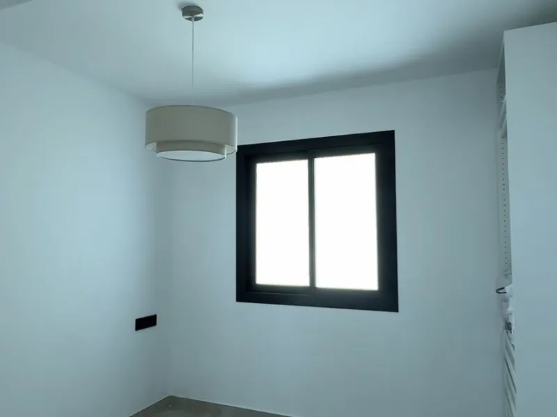 Apartment - Penthouse в продаже в Marbella, Málaga. В доме 3 спален и 3 ванных комнат. Площадь дома 122 м²