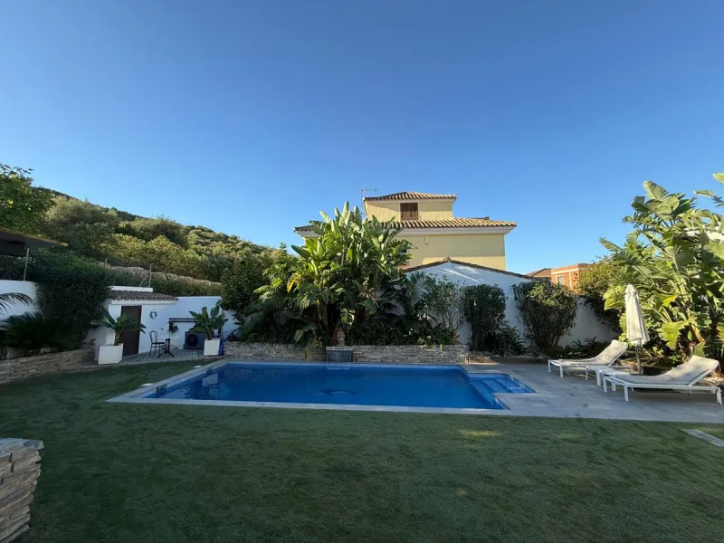 Charming Refurbished Villa in a White Village close to Sotogrande.
