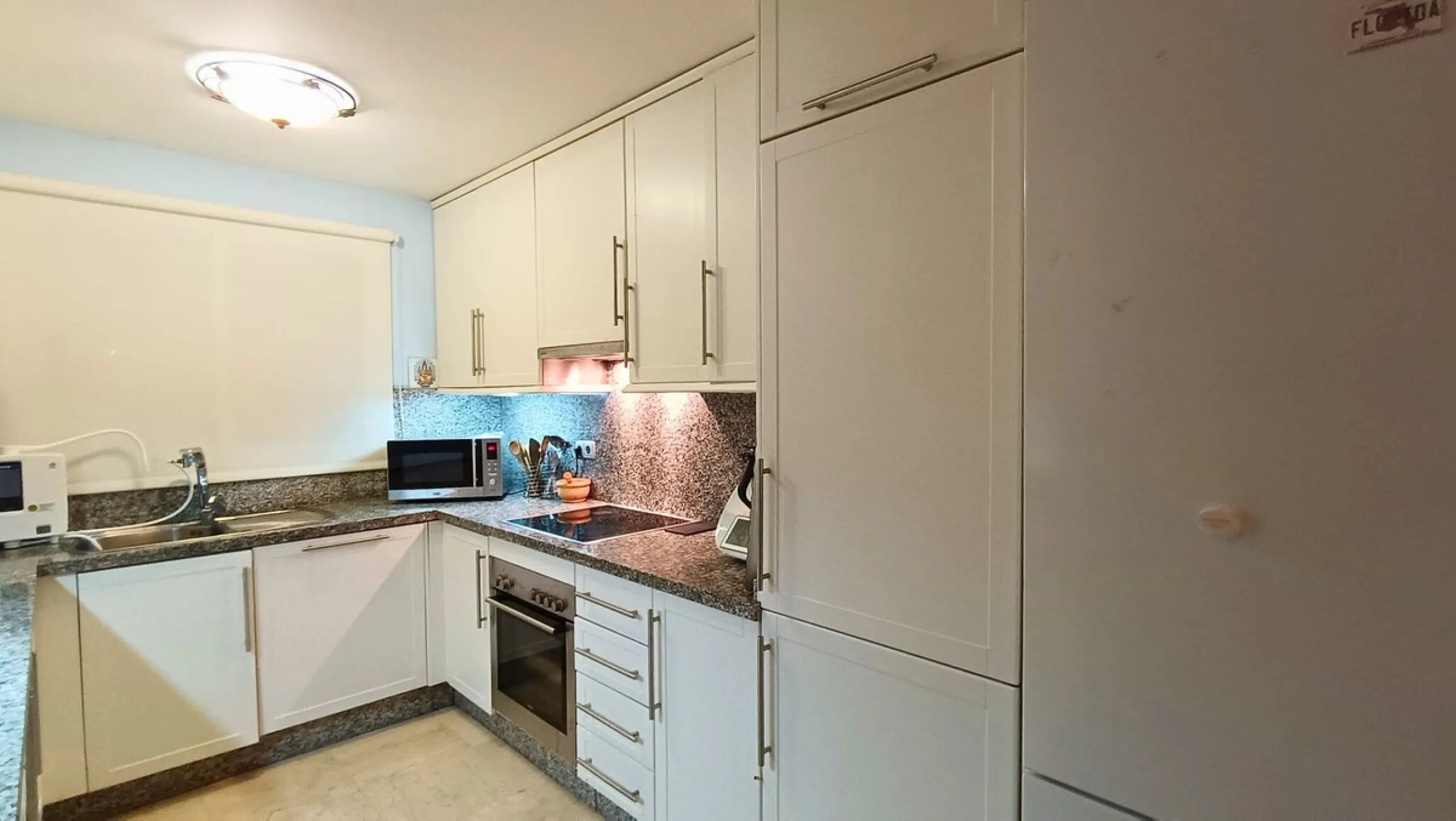 Spacious 5-Bedroom Townhouse with Sea Views in La Paloma, Manilva