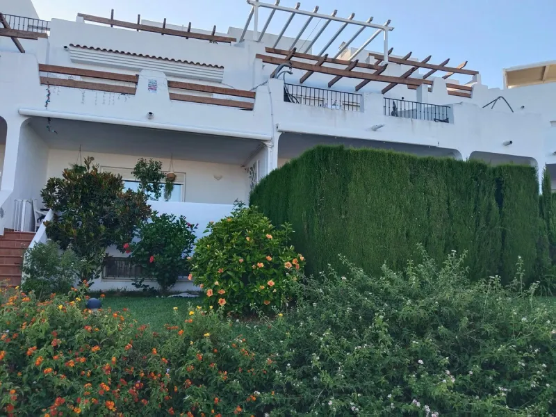 Spacious 5-Bedroom Townhouse with Sea Views in La Paloma, Manilva