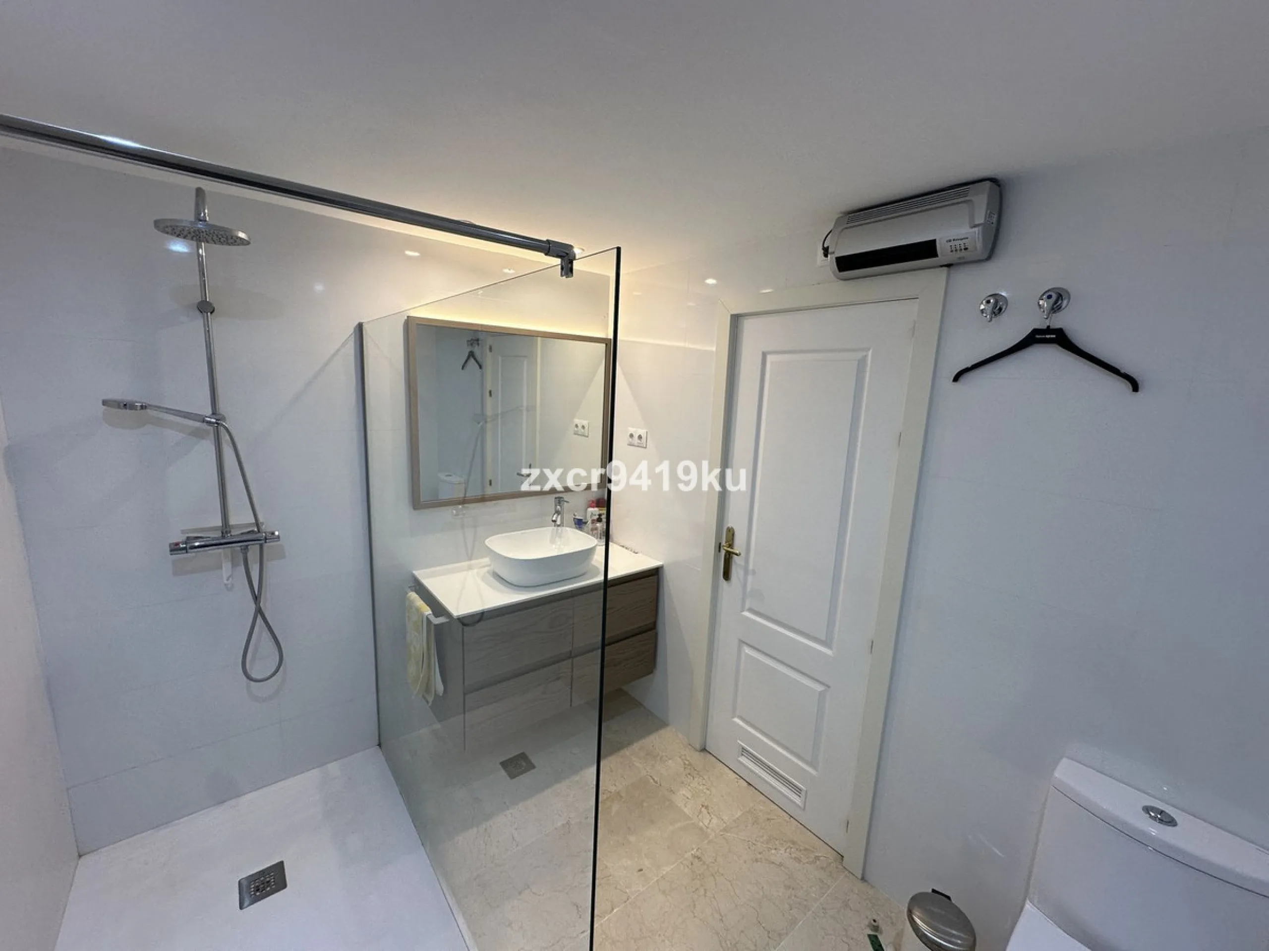 Apartment - Middle Floor Apartment в продаже в Mijas, Málaga. В доме 2 спален и 2 ванных комнат. Площадь дома 122 м²