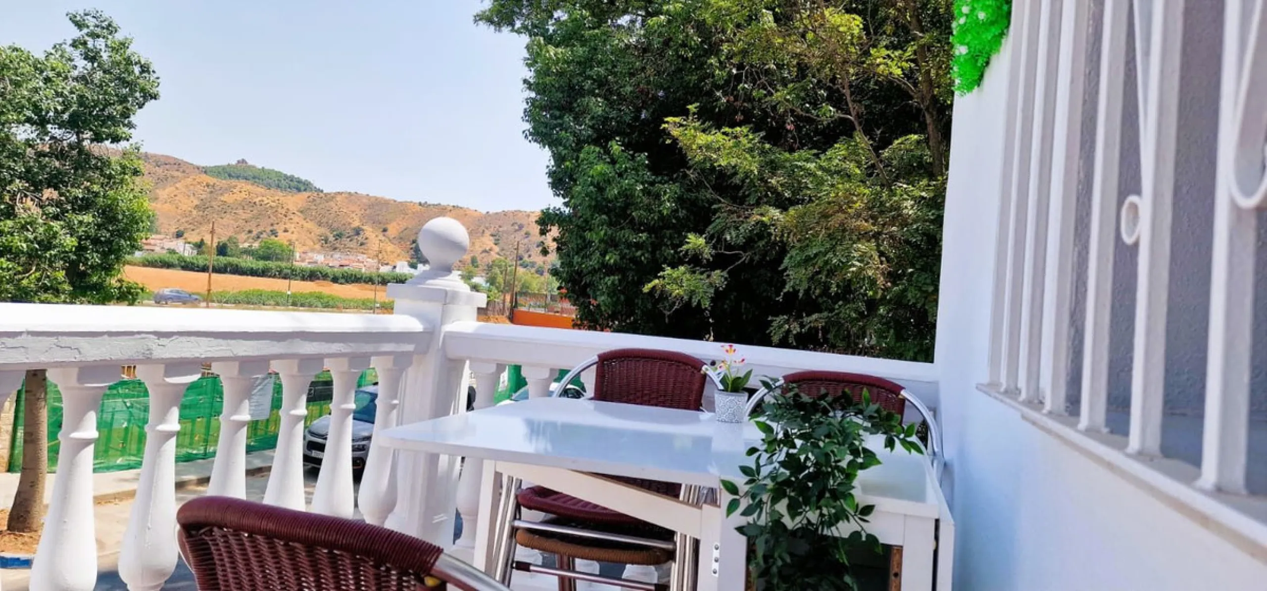 **Recently Renovated Single-Family Home in the Best Area of Town — €335,000