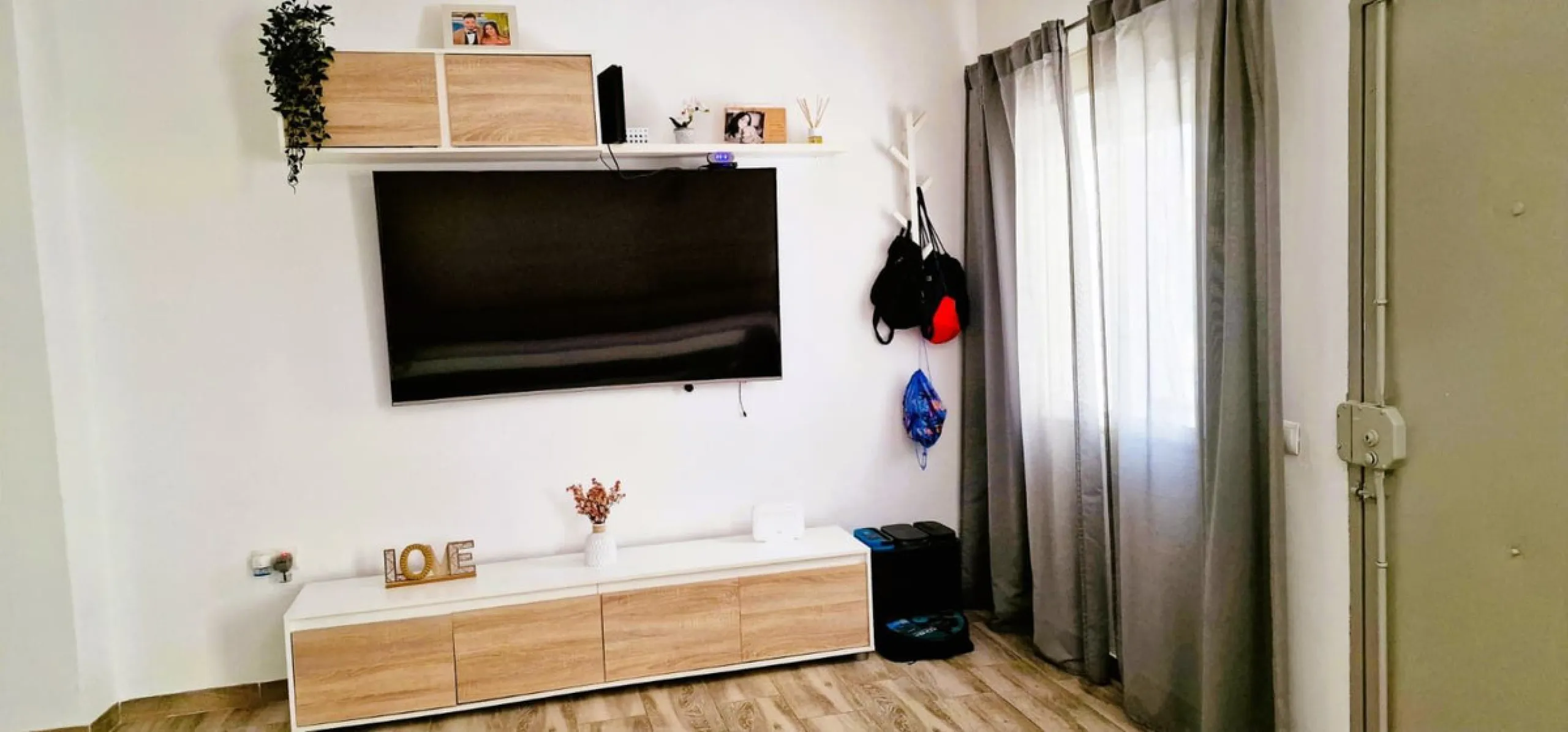 **Recently Renovated Single-Family Home in the Best Area of Town — €335,000