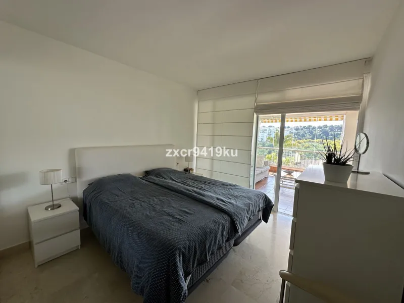 Apartment - Middle Floor Apartment в продаже в Mijas, Málaga. В доме 2 спален и 2 ванных комнат. Площадь дома 122 м²