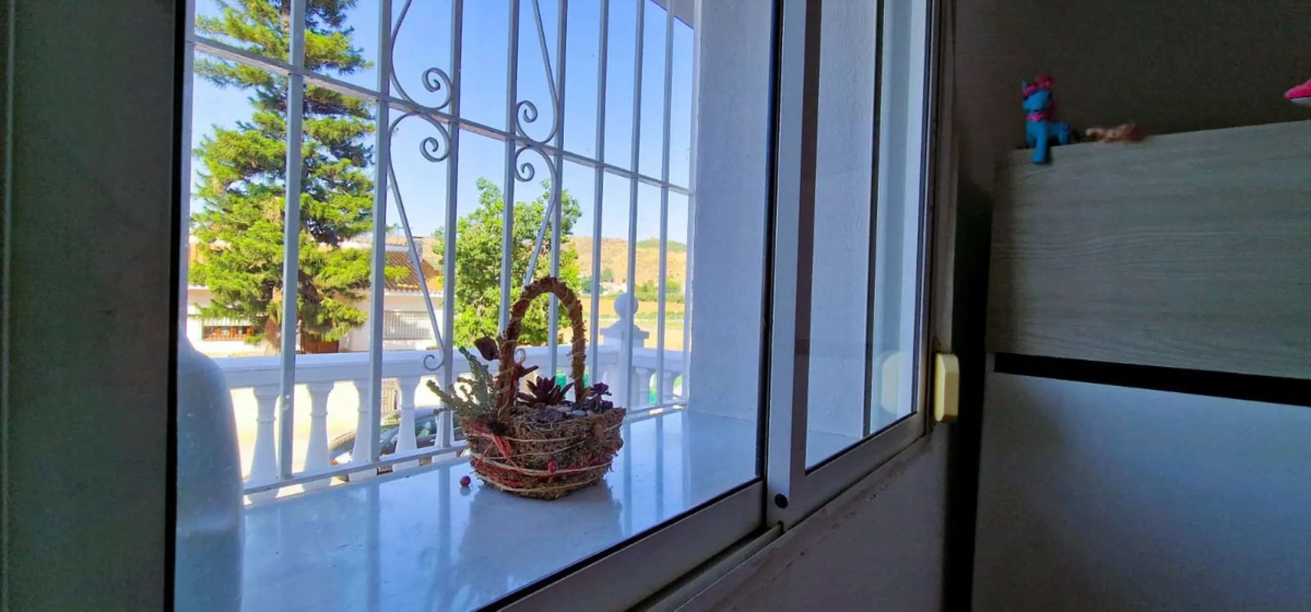 **Recently Renovated Single-Family Home in the Best Area of Town — €335,000