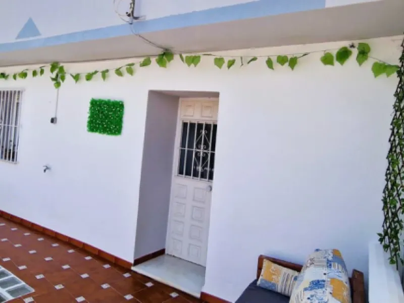 **Recently Renovated Single-Family Home in the Best Area of Town — €335,000