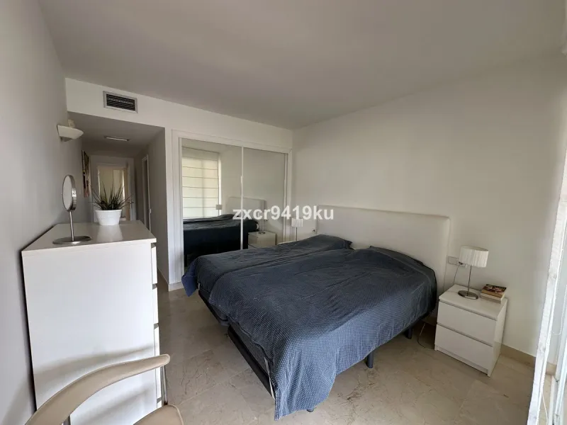 Apartment - Middle Floor Apartment в продаже в Mijas, Málaga. В доме 2 спален и 2 ванных комнат. Площадь дома 122 м²