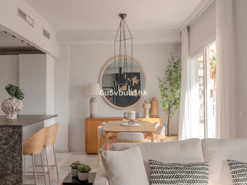 House - Townhouse в продаже в Benalmadena, Málaga. В доме 3 спален и 2 ванных комнат. Площадь дома 150 м². Площадь участка 100 м²