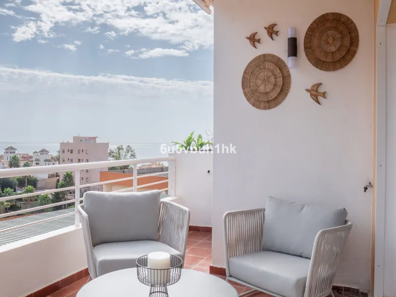 House - Townhouse в продаже в Benalmadena, Málaga. В доме 3 спален и 2 ванных комнат. Площадь дома 150 м². Площадь участка 100 м²