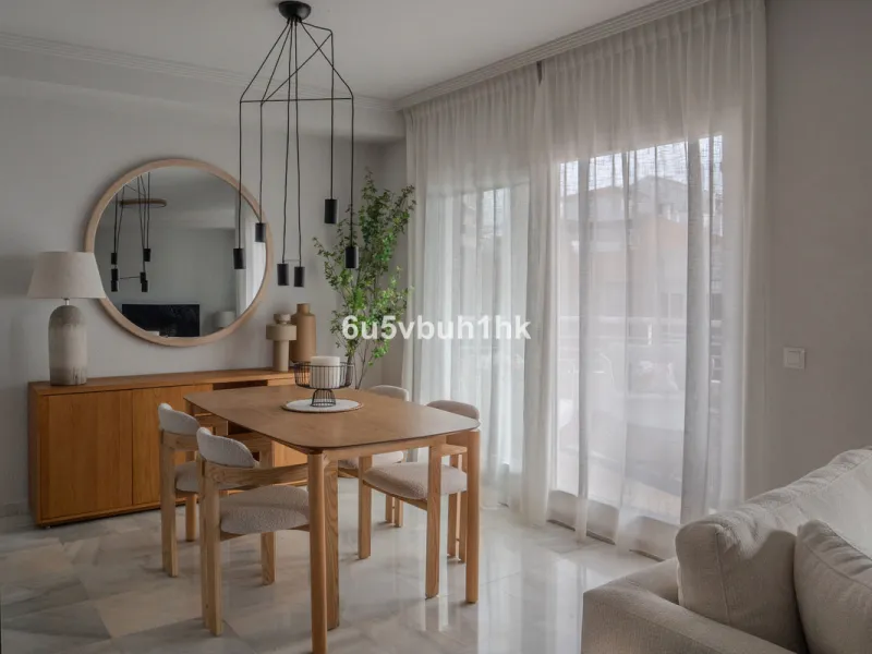 House - Townhouse в продаже в Benalmadena, Málaga. В доме 3 спален и 2 ванных комнат. Площадь дома 150 м². Площадь участка 100 м²