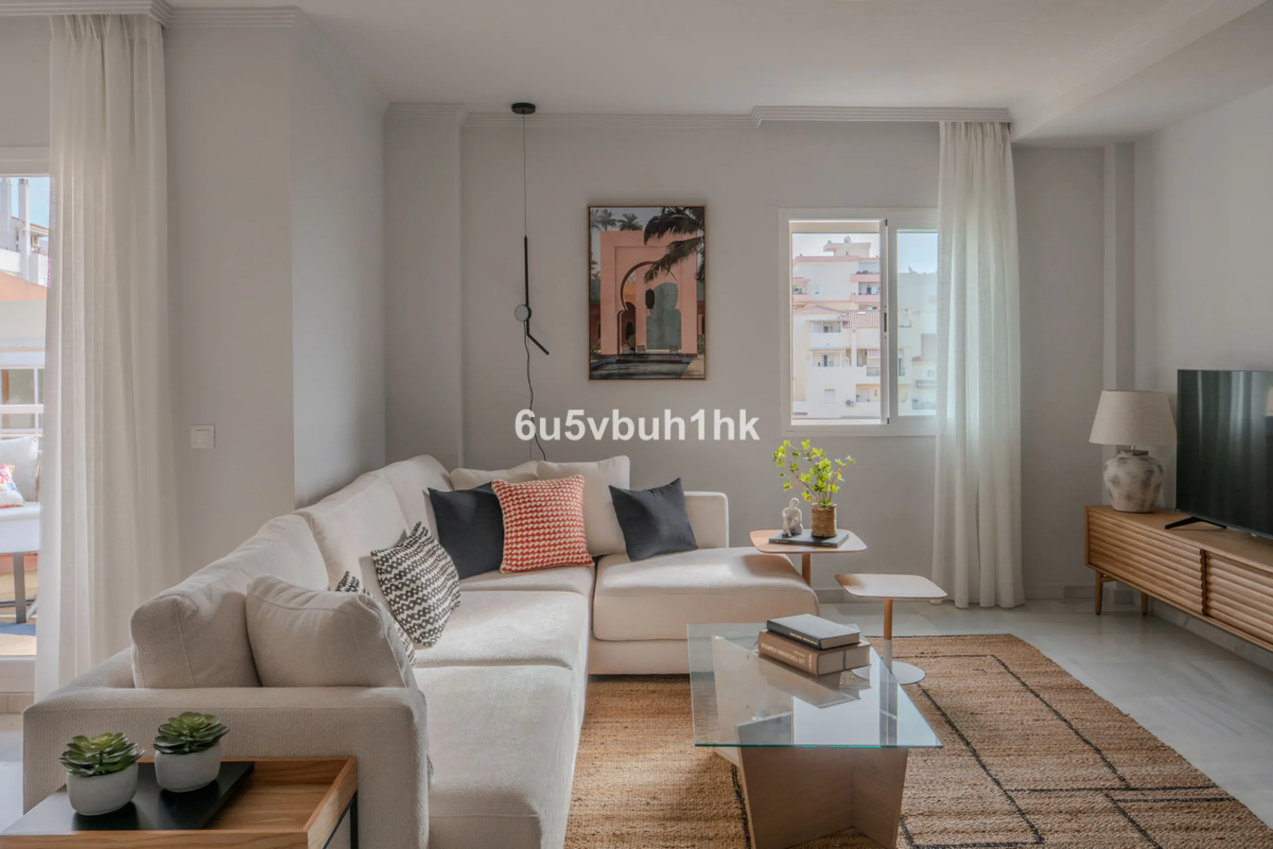 House - Townhouse в продаже в Benalmadena, Málaga. В доме 3 спален и 2 ванных комнат. Площадь дома 150 м². Площадь участка 100 м²