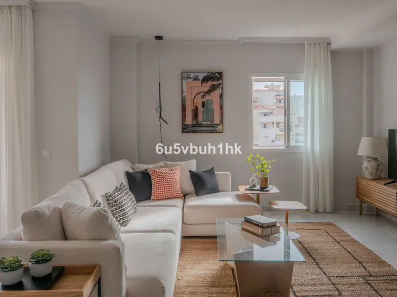 House - Townhouse в продаже в Benalmadena, Málaga. В доме 3 спален и 2 ванных комнат. Площадь дома 150 м². Площадь участка 100 м²