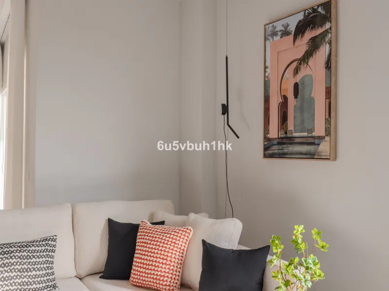 House - Townhouse в продаже в Benalmadena, Málaga. В доме 3 спален и 2 ванных комнат. Площадь дома 150 м². Площадь участка 100 м²