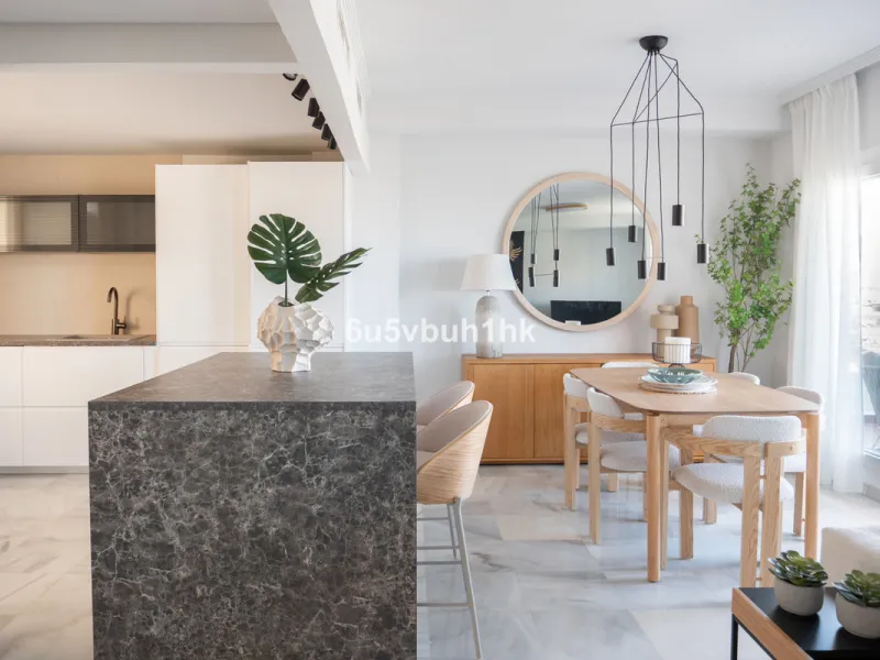 House - Townhouse в продаже в Benalmadena, Málaga. В доме 3 спален и 2 ванных комнат. Площадь дома 150 м². Площадь участка 100 м²