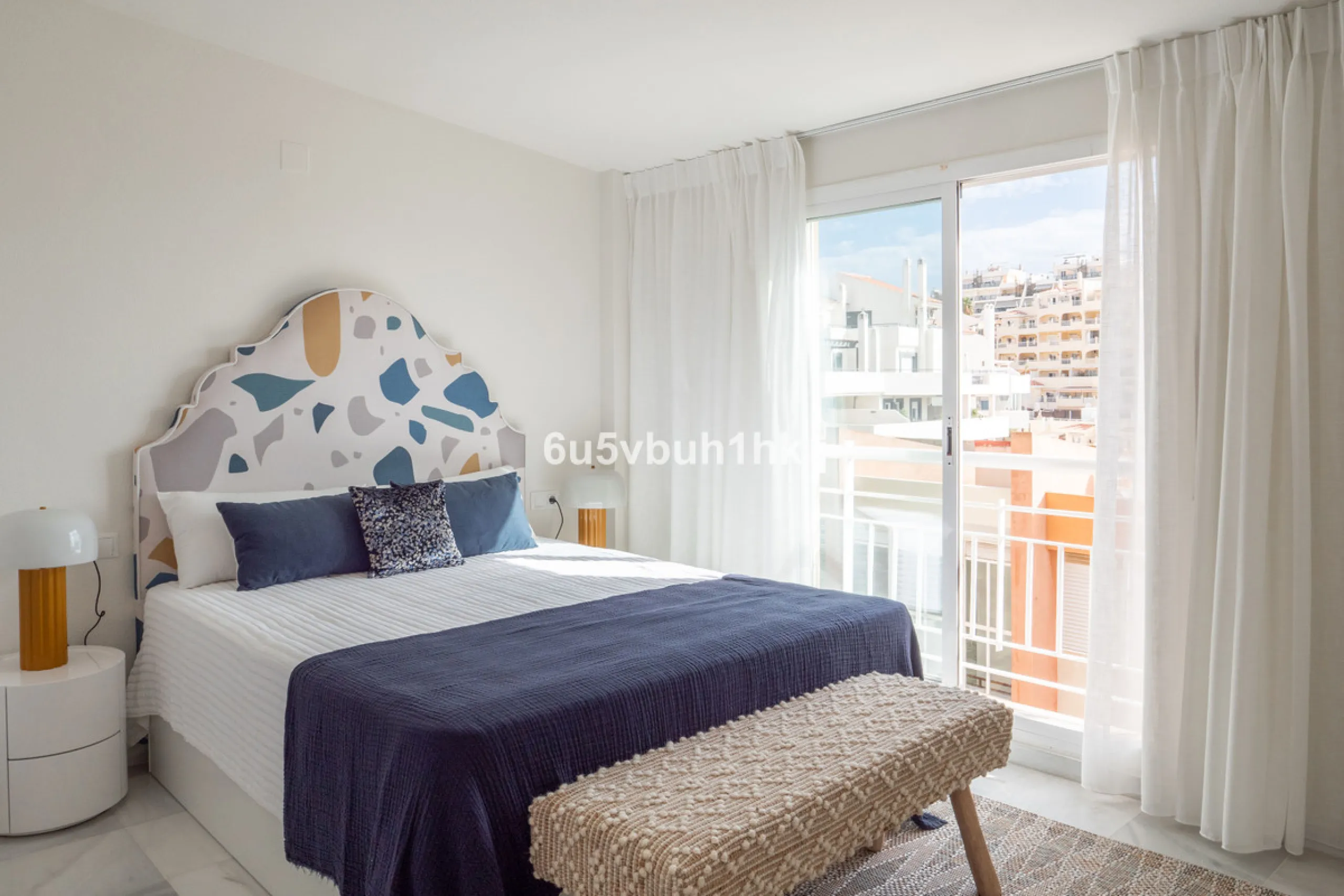 House - Townhouse в продаже в Benalmadena, Málaga. В доме 3 спален и 2 ванных комнат. Площадь дома 150 м². Площадь участка 100 м²