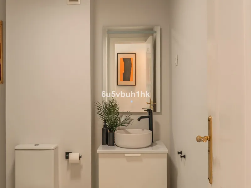 House - Townhouse в продаже в Benalmadena, Málaga. В доме 3 спален и 2 ванных комнат. Площадь дома 150 м². Площадь участка 100 м²