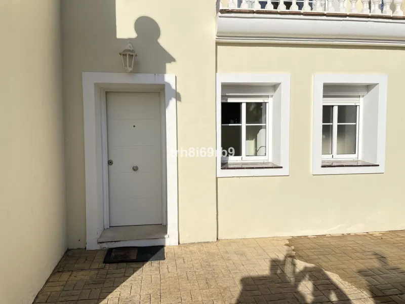 3 Bed Beachside Villa, Sun Beach