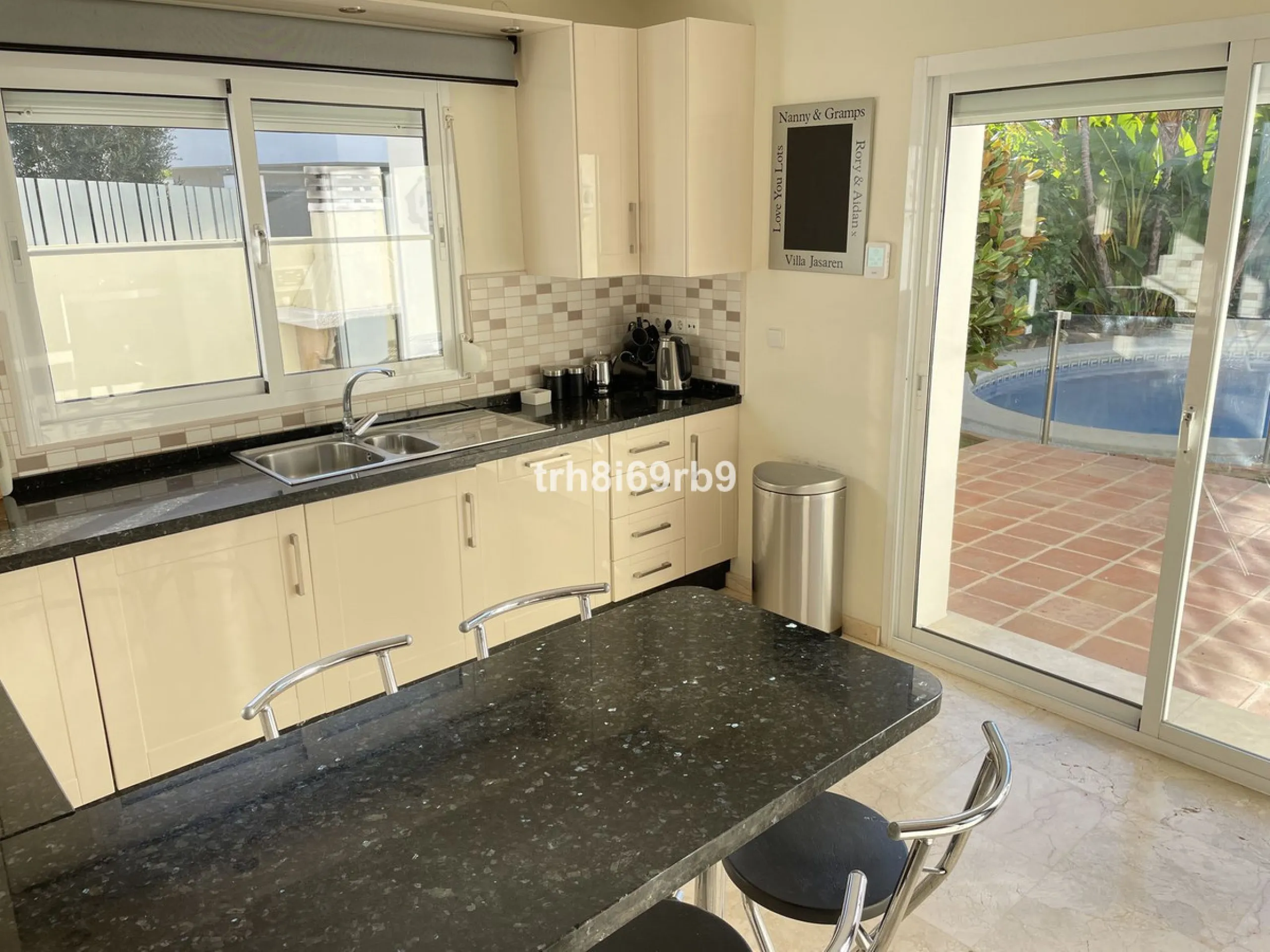 3 Bed Beachside Villa, Sun Beach