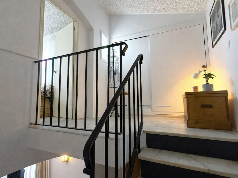 House - Townhouse в продаже в Casares, Málaga. В доме 1 спален и 1 ванных комнат. Площадь дома 82 м². Площадь участка 181 м²