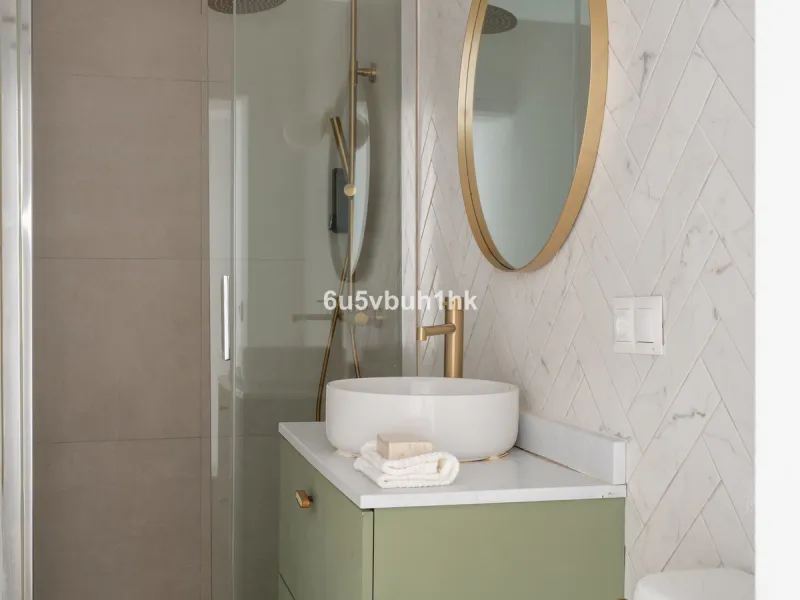 Imagine living in Málaga's historic center, on a wide and quiet street just a stone's throw from Calle Carretería. This apartment has something rare—a feeling of space, privacy, and uplifting light that fills every room. Step out onto any of the three sun