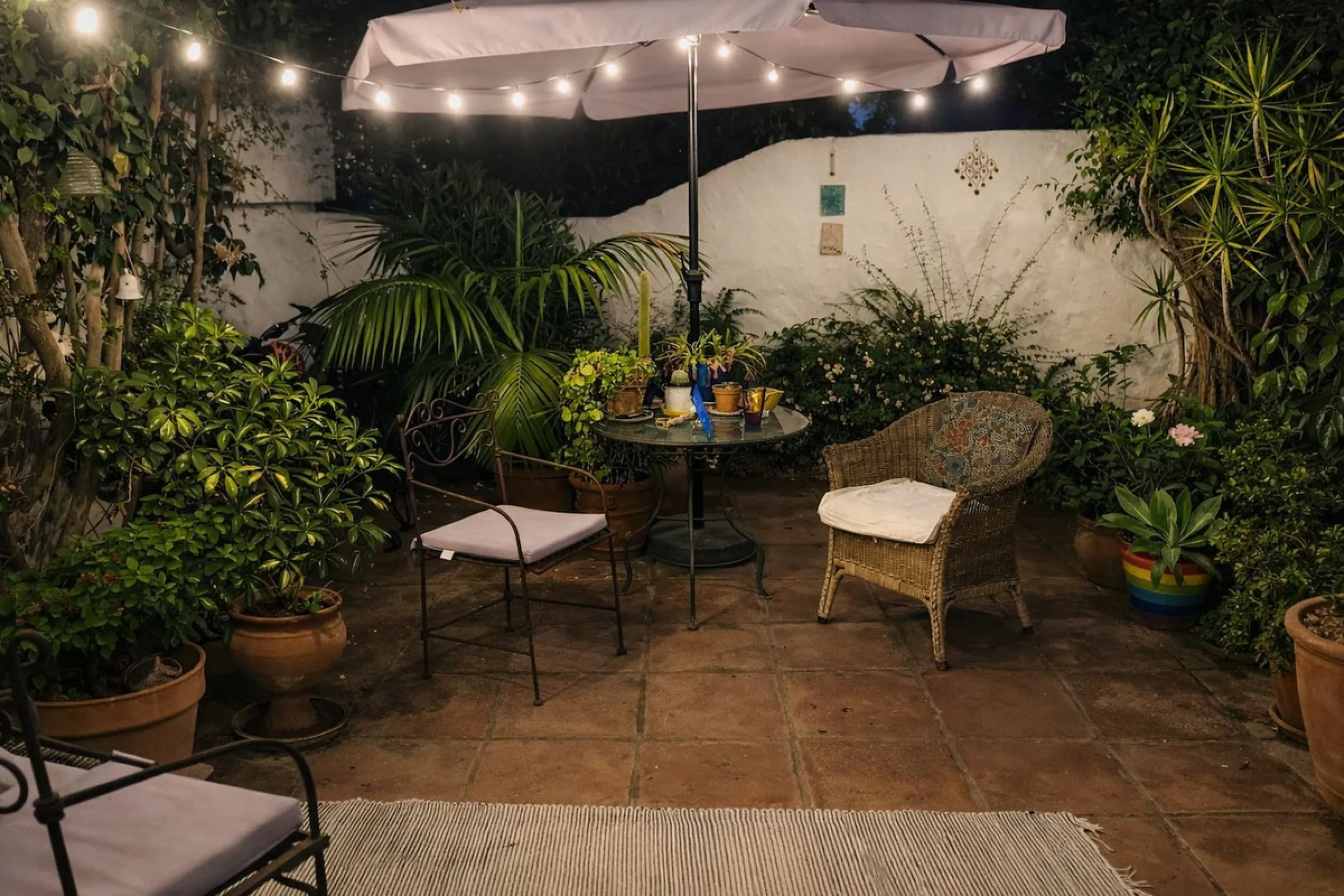 House - Townhouse в продаже в Casares, Málaga. В доме 1 спален и 1 ванных комнат. Площадь дома 82 м². Площадь участка 181 м²