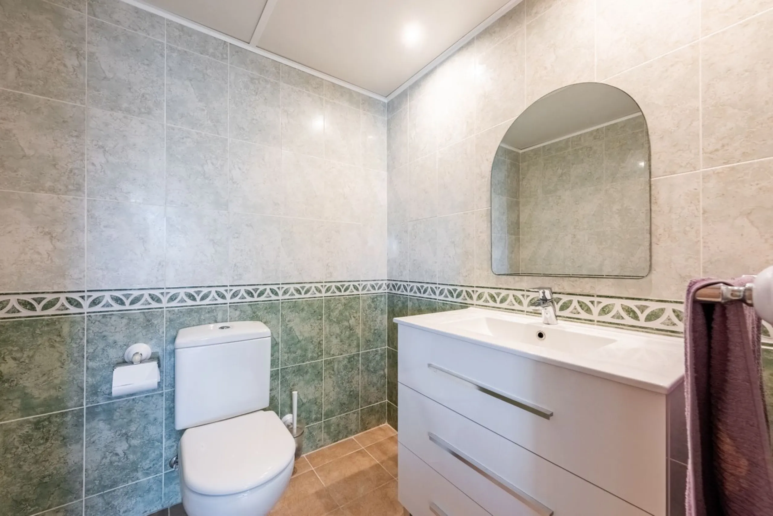 Apartment - Penthouse в продаже в Marbella, Málaga. В доме 4 спален и 3 ванных комнат. Площадь дома 163 м²
