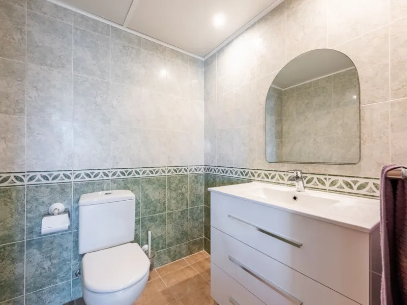 Apartment - Penthouse в продаже в Marbella, Málaga. В доме 4 спален и 3 ванных комнат. Площадь дома 163 м²