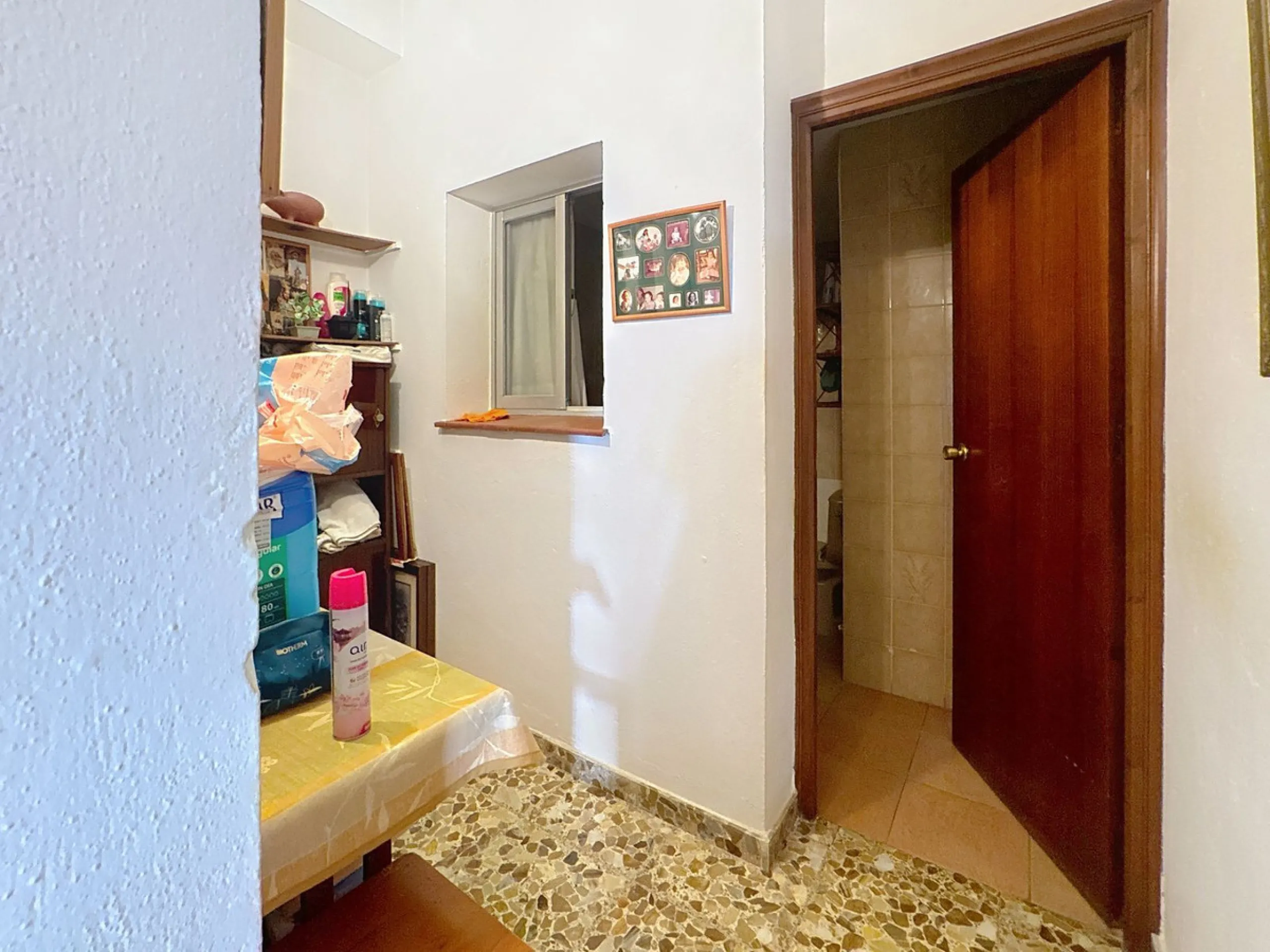 INVESTMENT OPPORTUNITY – HOUSE WITH POTENTIAL FOR 4 APARTMENTS IN ESTEPONA