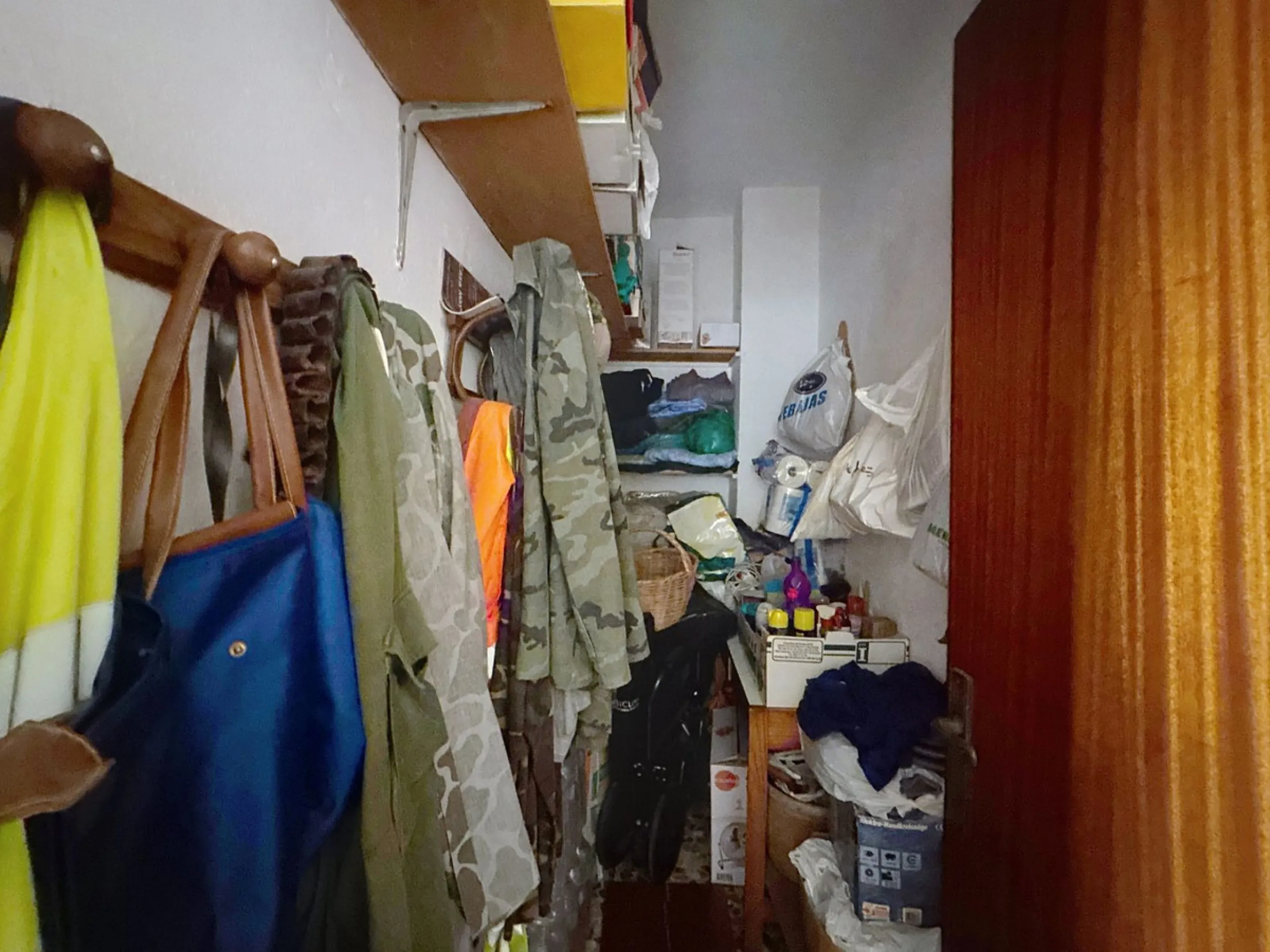 INVESTMENT OPPORTUNITY – HOUSE WITH POTENTIAL FOR 4 APARTMENTS IN ESTEPONA