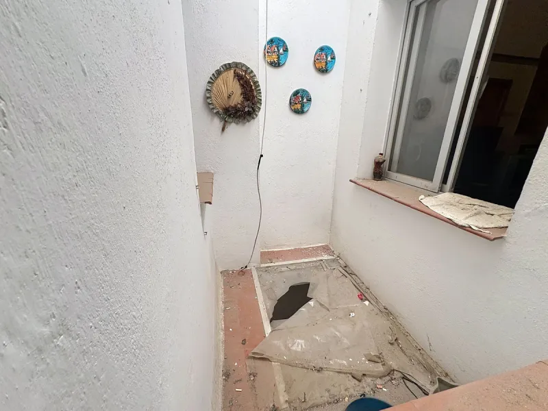 INVESTMENT OPPORTUNITY – HOUSE WITH POTENTIAL FOR 4 APARTMENTS IN ESTEPONA