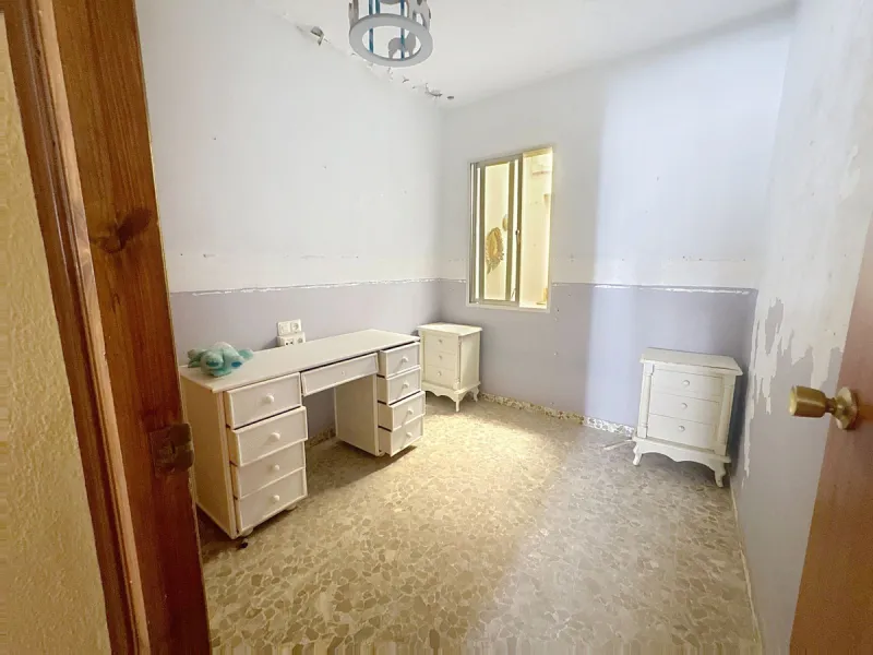 INVESTMENT OPPORTUNITY – HOUSE WITH POTENTIAL FOR 4 APARTMENTS IN ESTEPONA