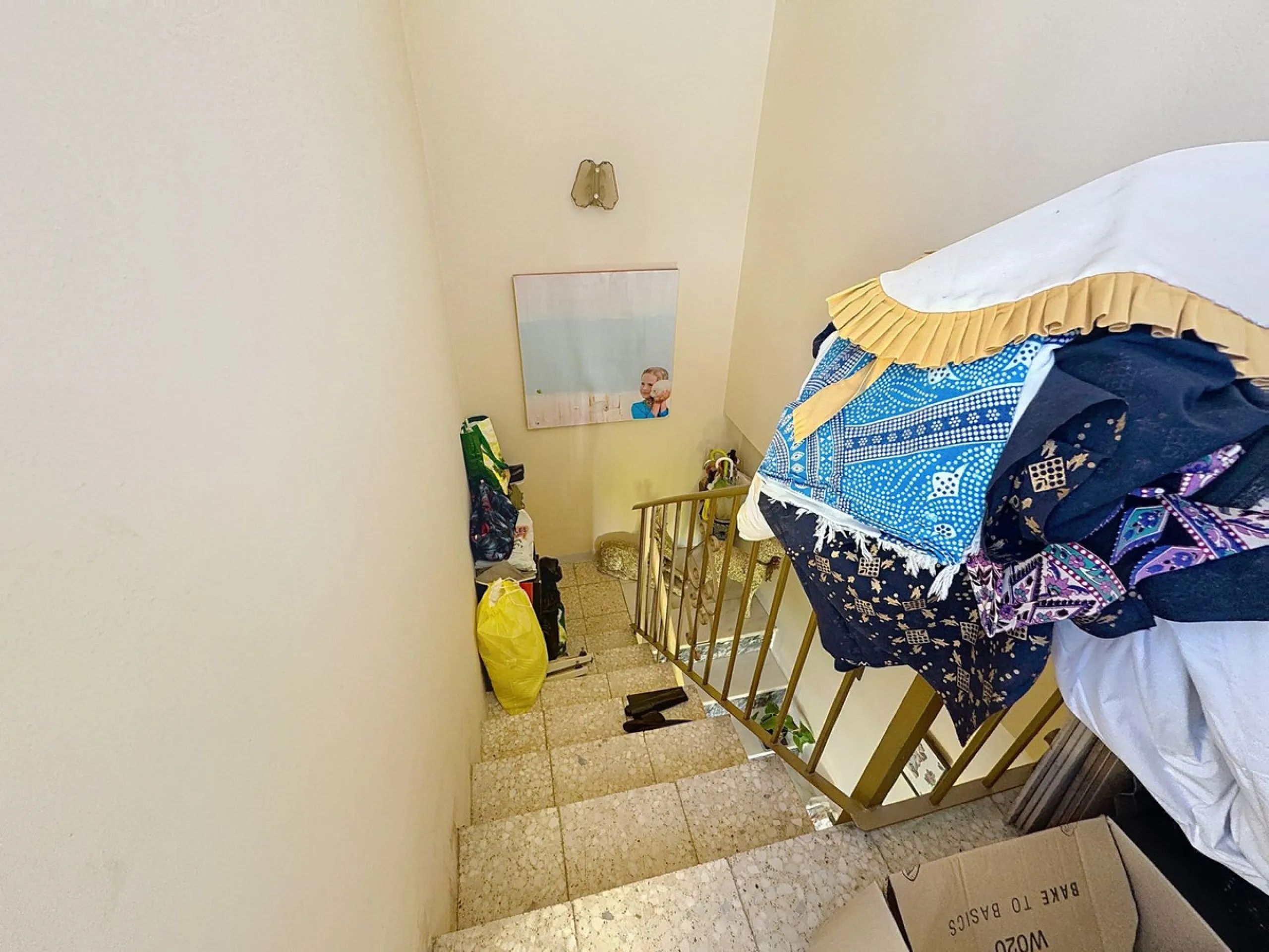INVESTMENT OPPORTUNITY – HOUSE WITH POTENTIAL FOR 4 APARTMENTS IN ESTEPONA