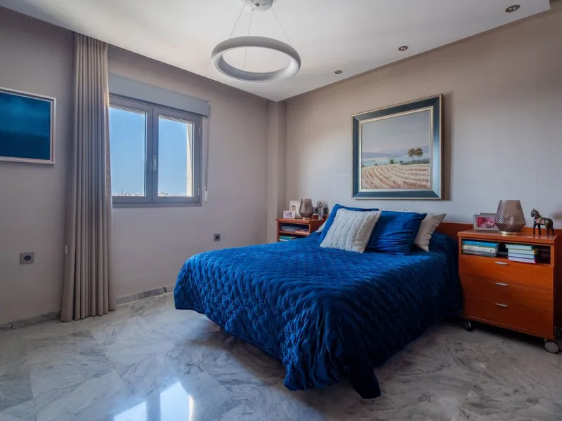 Apartment - Penthouse в продаже в Málaga, Málaga. В доме 4 спален и 3 ванных комнат. Площадь дома 275 м²