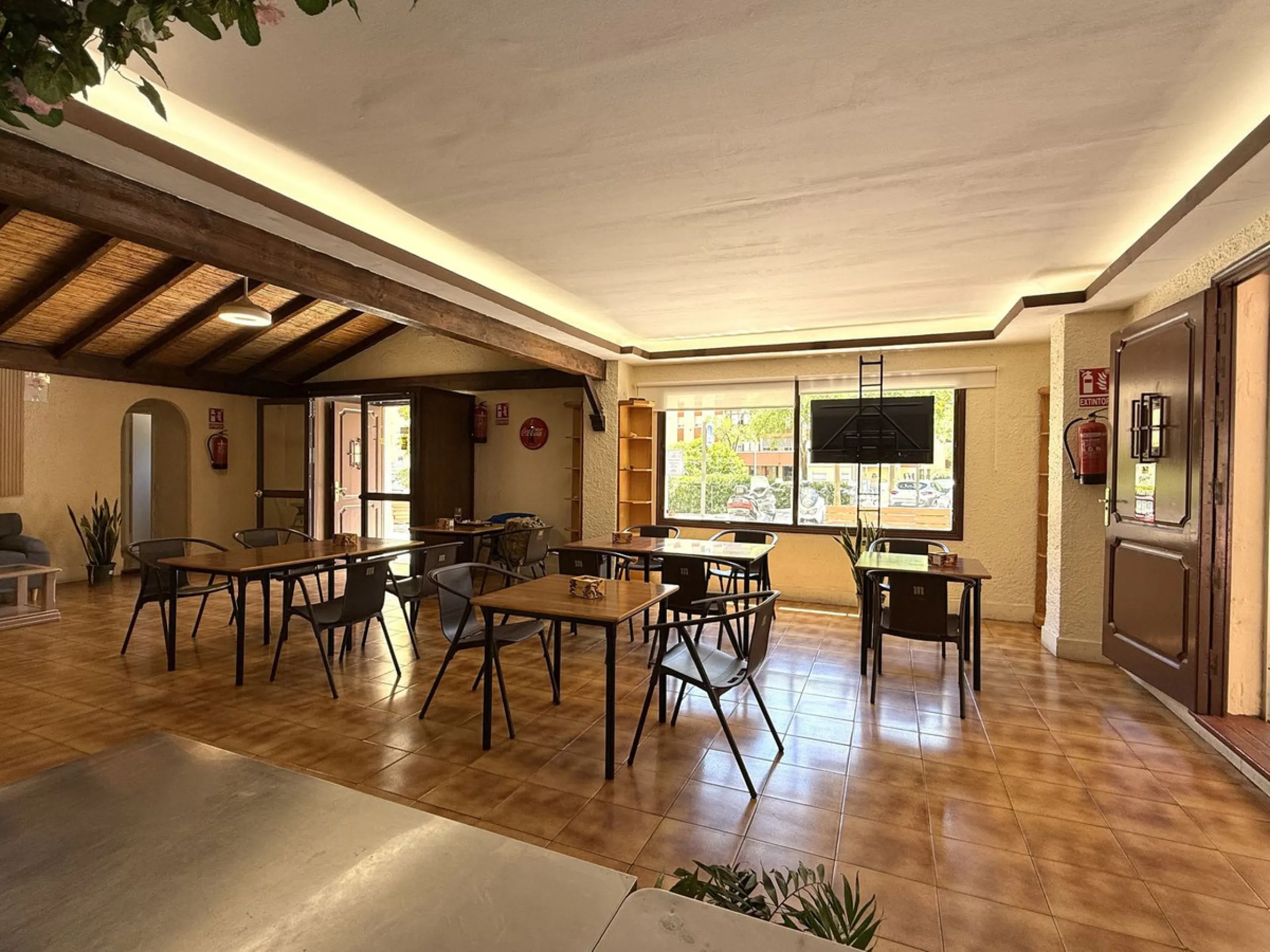 -UNIQUE OPPORTUNITY – RESTAURANT FOR SALE IN EL TRAPICHE (MARBELLA)