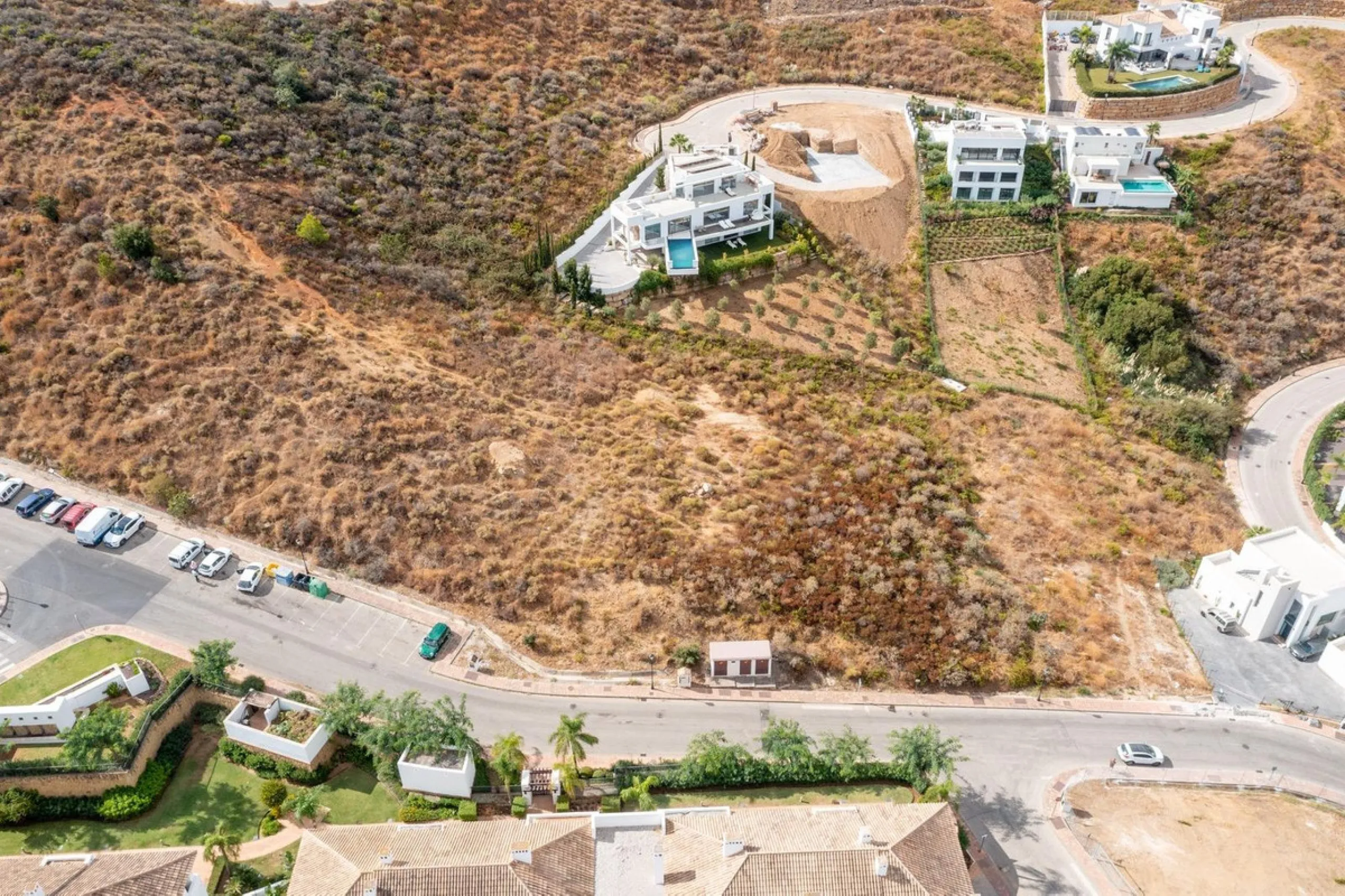 Plot - Commercial Plot в продаже в Mijas, Málaga. Площадь дома 3650 м². Площадь участка 3984 м²