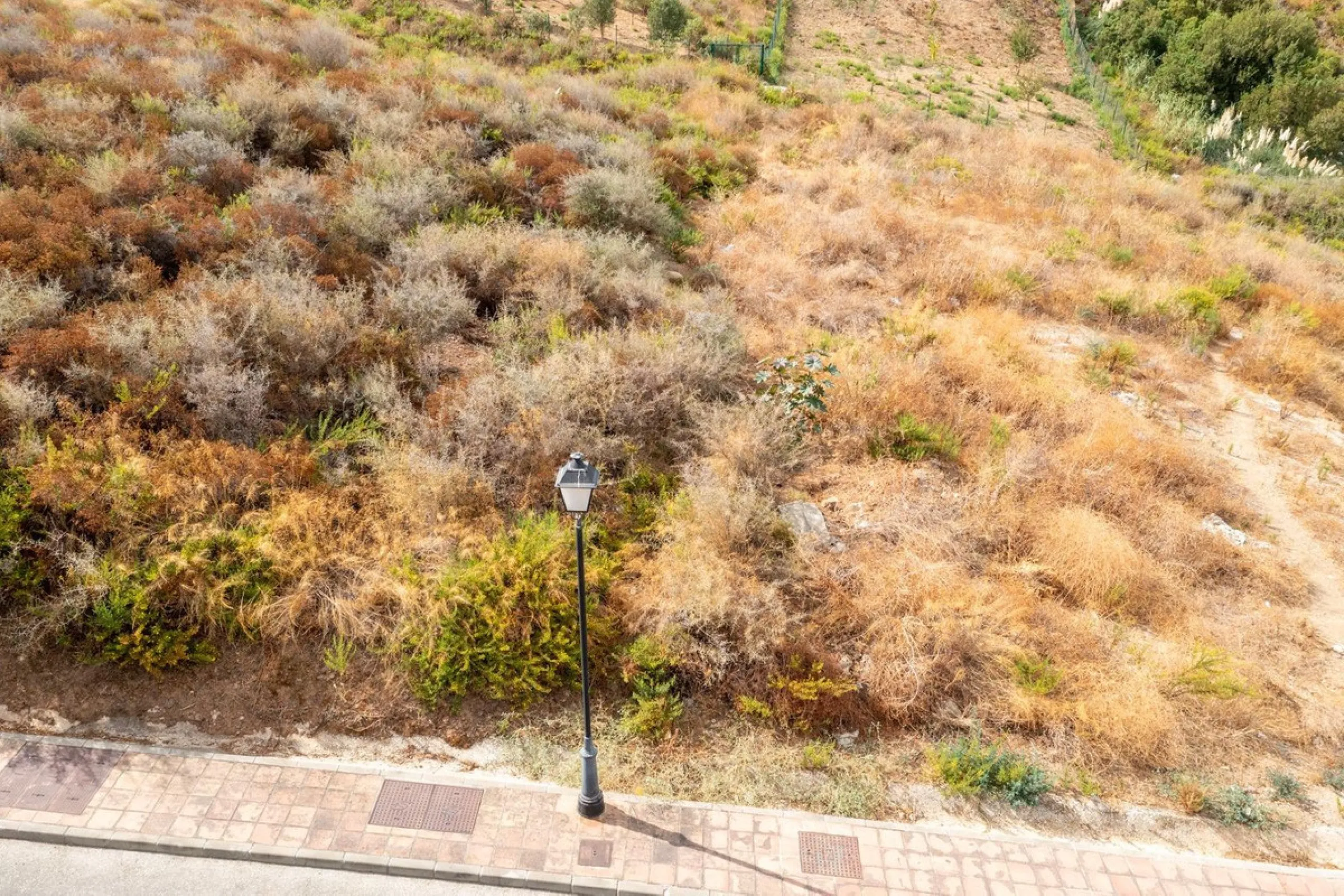 Plot - Commercial Plot в продаже в Mijas, Málaga. Площадь дома 3650 м². Площадь участка 3984 м²
